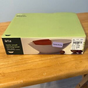 Arta Tasco small serving bowl 8 1/2 x 5 1/2 oval brand new one package